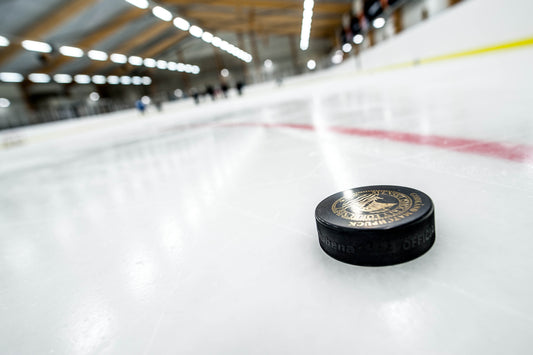 Matchpuck Hockey – bez prachu s potiskem zápasu - 100 ks